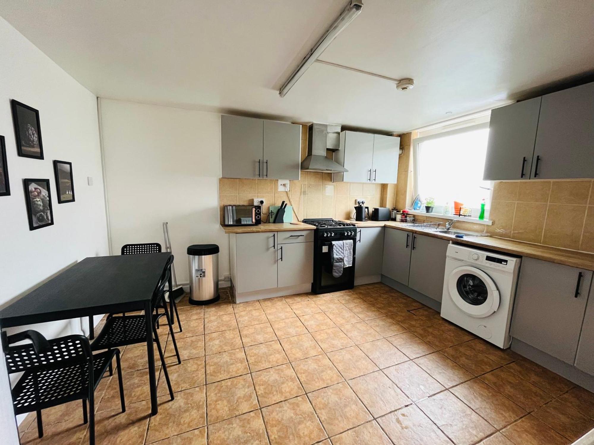 Alloggio in famiglia 1 Double In 4 Bed Flatshare *