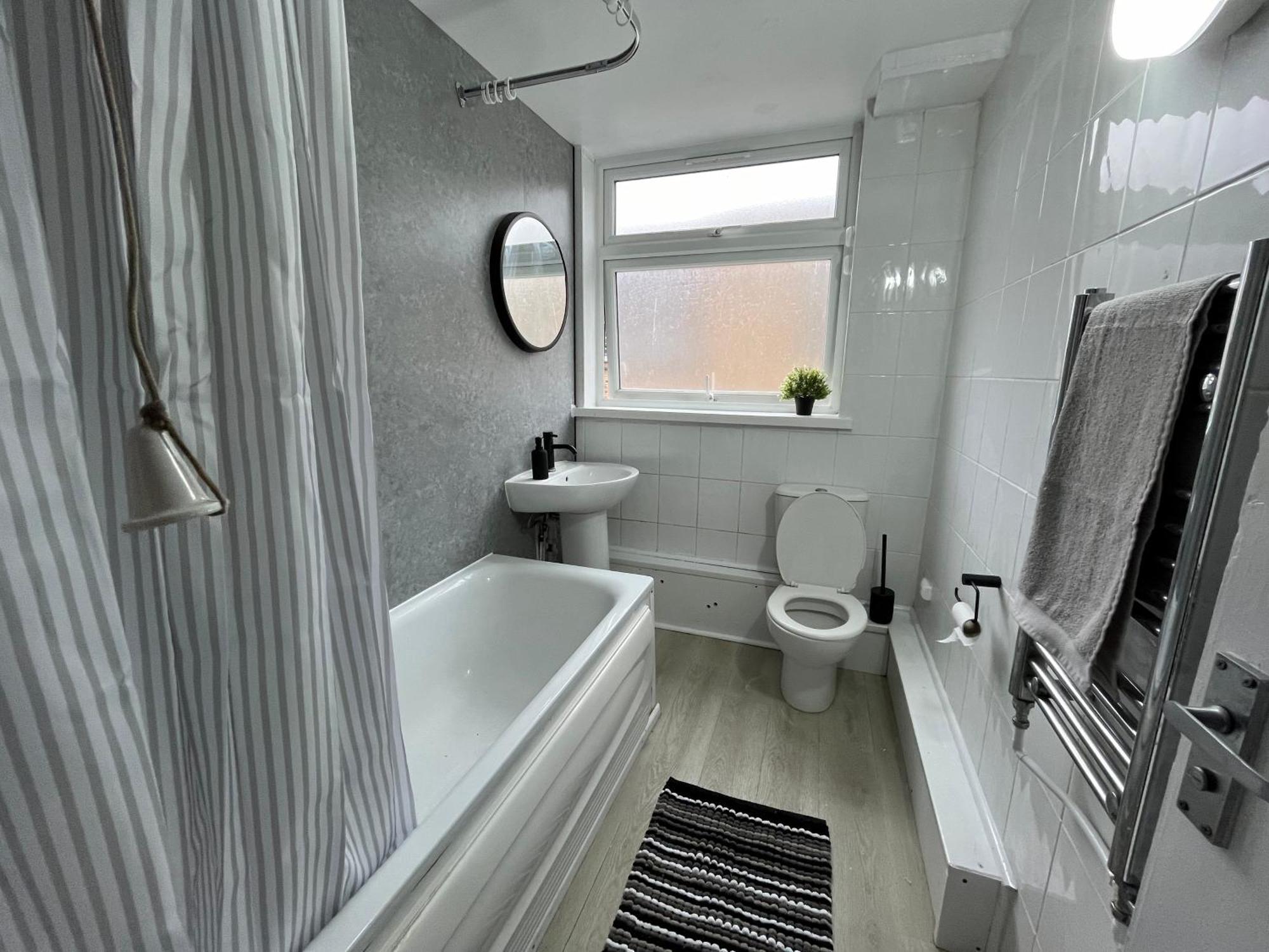 1 Double In 4 Bed Flatshare Privatunterkunft London
