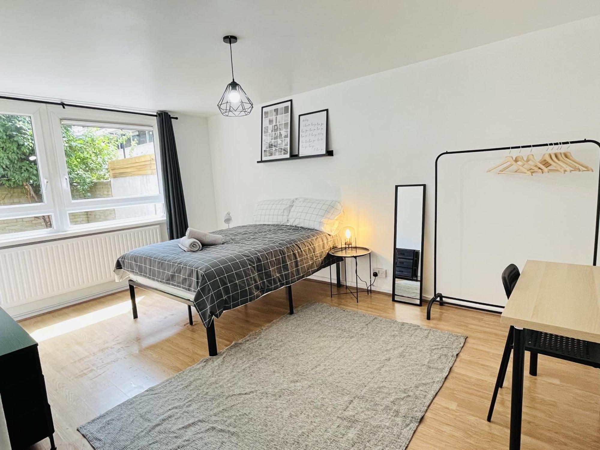 1 Double In 4 Bed Flatshare Alloggio in famiglia *